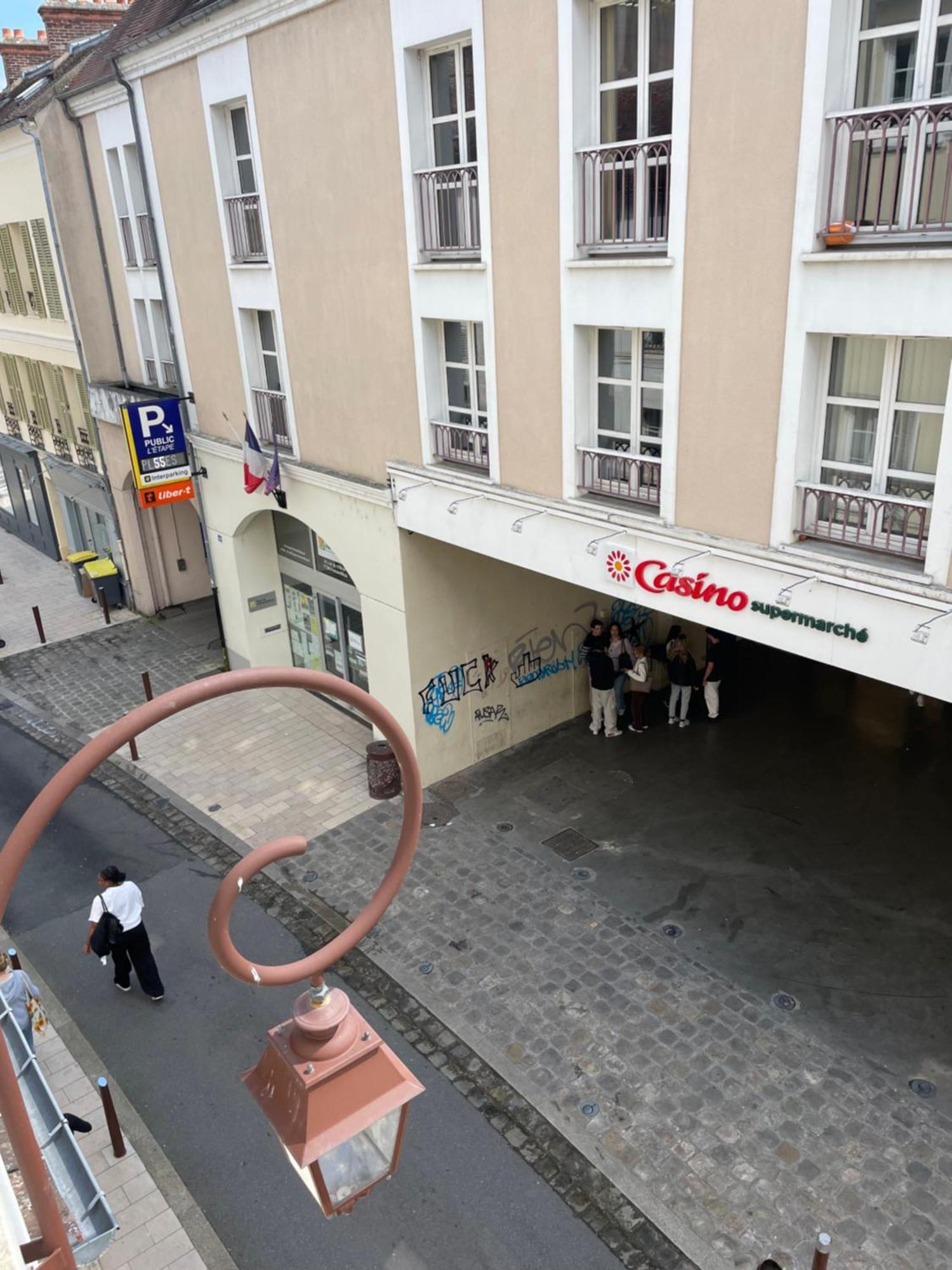 Hyper Centre, Parking Gratuit